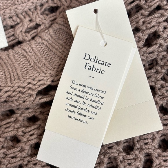 Abercrombie & Fitch Crochet Crew Sweater Size M Open Knit Cotton Cropped NEW - Picture 8 of 12